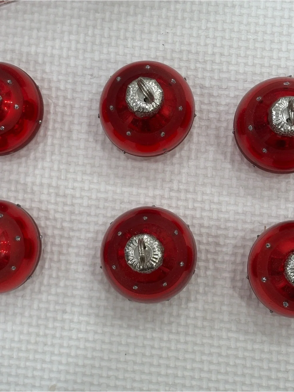 N/A assorted red